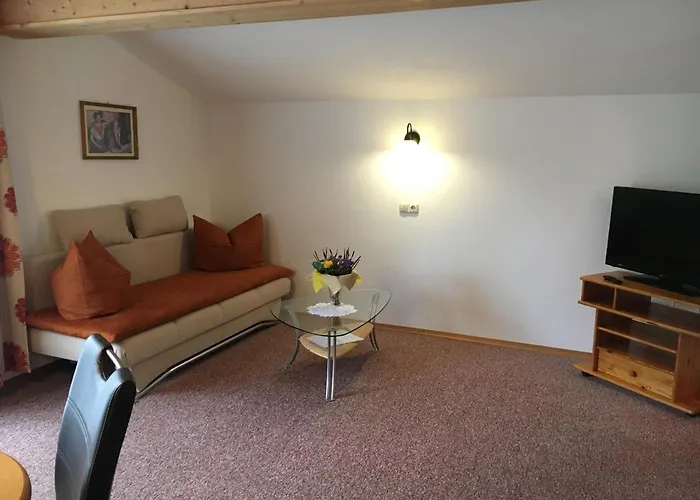 Haus Erler * トゥクス