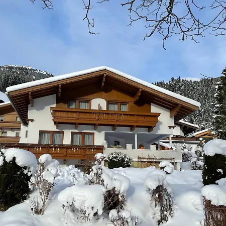 Haus Erler Апартаменты